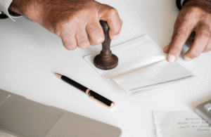 Cita Notarial con Ángel Alcívar”