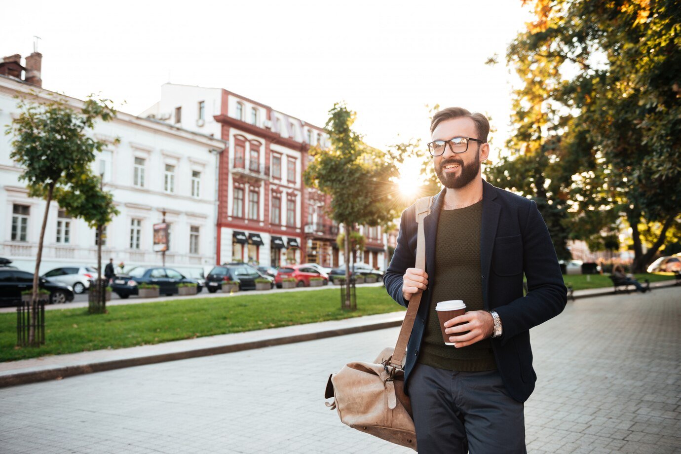 Work Visa vs. Tourist Visa: Key Differences You Should Know